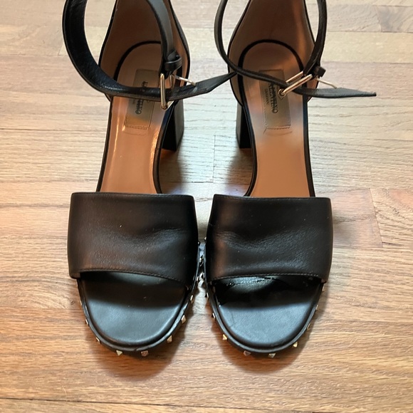 Valentino Black Leather Soul Rockstud Ankle Strap Block Heel Sandals Size 38 - Picture 7 of 16